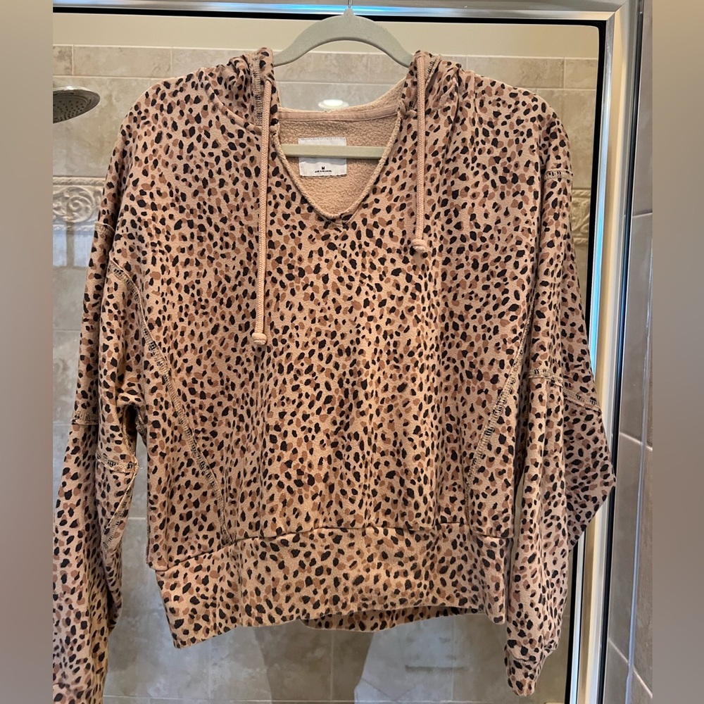 Crop fit hoodie